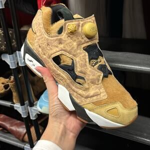 NEW MENS 7 WMN 8.5 Limited Edt X Sbtg X Reebok BD2902 Instapump Fury slip on fur